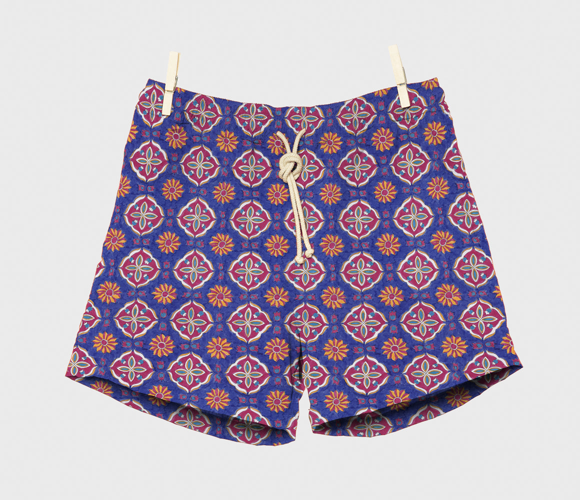 https://cdn.shopify.com/s/files/1/0773/3359/products/MaestraleRosso_Blu.jpg?v=1701268707