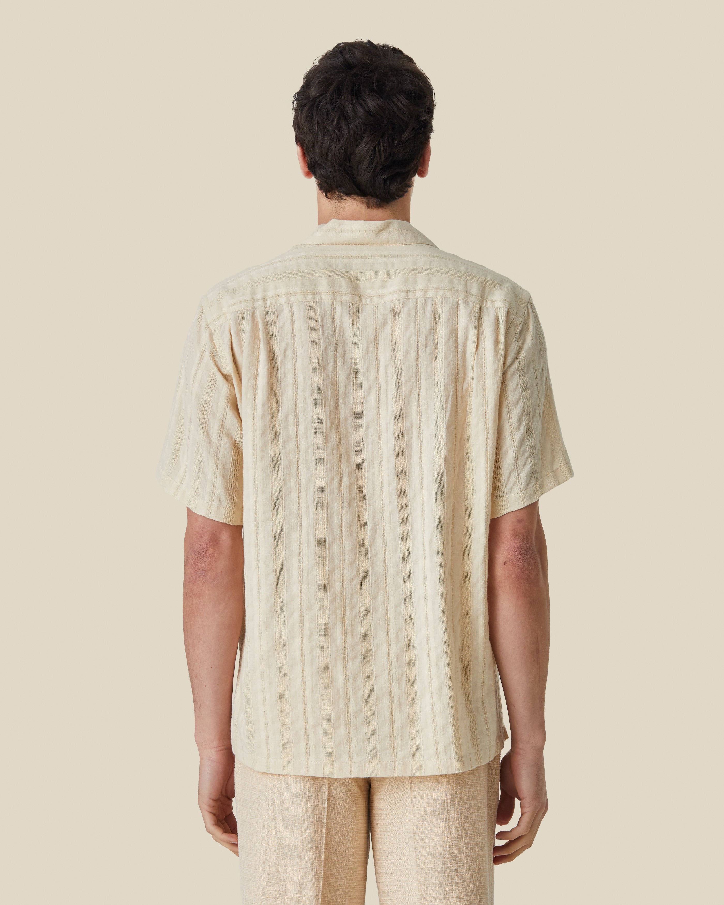 Felix – Stilfuld Sommerbluse Med Knapper